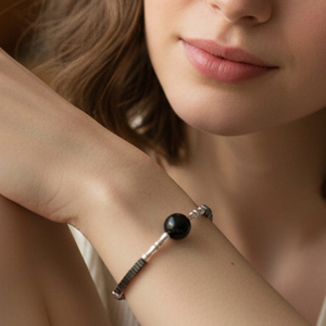Les Bracelets - Bracelet Bille Hématite Noire et Plaquettes Emeraude Noire