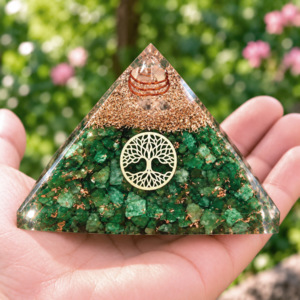 Pyramide Aventurine Verte Orgonite Arbre de Vie 7.5 cm - Pyramide Aventurine Verte Orgonite Arbre de Vie 7.5 cm