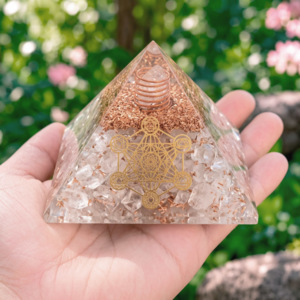 Pyramide Cristal de Roche Orgonite Metatron 7.5 cm - Orgonite Cristal de Roche