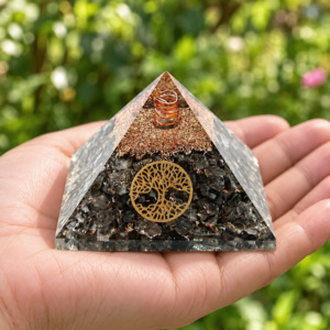 Pyramide Larvikite Orgonite Arbre de Vie 7.5 cm - Pyramide Larvikite Orgonite Arbre de Vie 7.5 cm