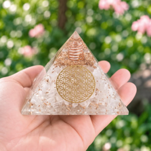 Pyramide Sélénite Orgonite Fleur de Vie 7.5 cm - Orgonite Sélénite