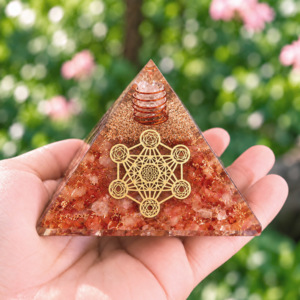 Pyramides Cornaline Orgonite Metatron 7.5 cm - Orgonite Cornaline