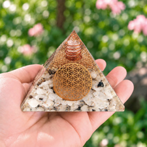 Pyramides Pierre de Lune Orgonite Fleur de Vie 7.5 cm - Orgonite Pierre de Lune